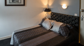 Chambre Single de l'hotel Henri 4 à Sully sur Loire